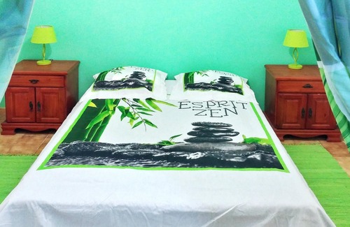 Cayenne House | Homerez - House 4 km away from the beach for 2 ppl. with garden at Cayenne
