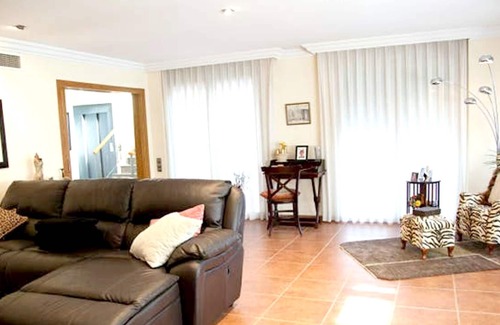 Benicarlo House | Homerez - House 5 km away from the beach for 9 ppl. with jacuzzi at Benicarló