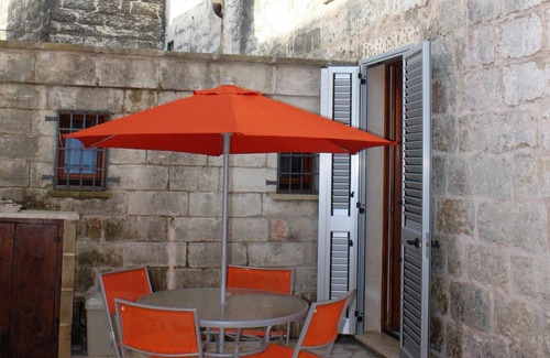 Surano House | Homerez - House 7 km away from the beach for 5 ppl. with terrace at Surano