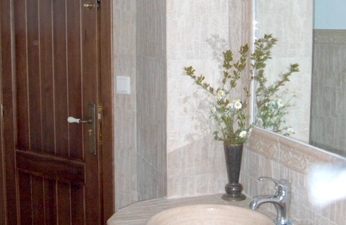 Rute House | Homerez - House for 10 ppl. with swimming-pool, terrace and balcony at Zambra