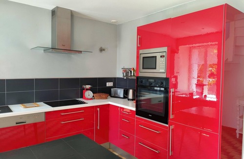 Le Vivier-sur-Mer House | Homerez - House in Le Vivier-sur-Mer