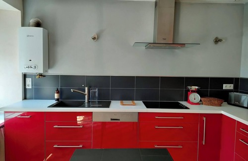 Le Vivier-sur-Mer House | Homerez - House in Le Vivier-sur-Mer