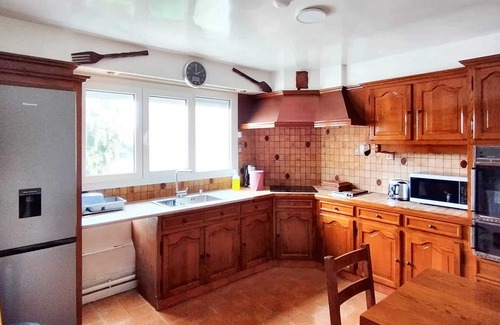 Bondy House | Homerez - House in Bondy – 10 ppl