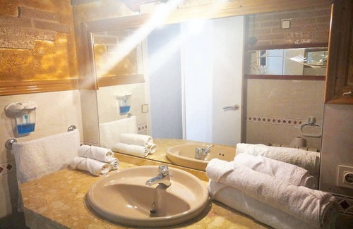 Esparraguera House | Homerez - House in Esparreguera