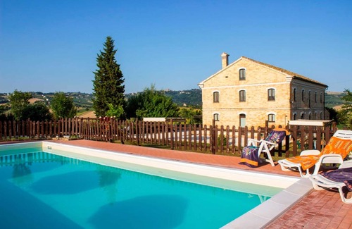 Montecarotto House | Homerez - House in Montecarotto