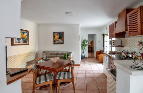 Sao Joao Batista House | Homerez - House in Porto de Mós with mountain view
