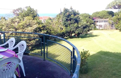 Angra do Heroismo House | Homerez - House 2 km from the beach for 6 pers. with garden in Angra do Heroísmo