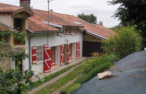 Camarade House | Homerez - Large family home in Camarade