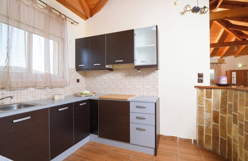 Kropia Villa | Homerez - Luxury Villa in Kitsi with Private Pool