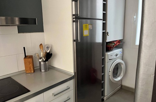 Mestalla Apartment | Homerez - Modern Apt in València
