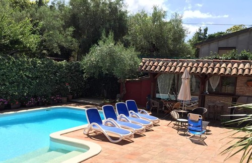 Ragalna Apartment | Homerez - Nice appartement for 6 ppl. with swimming-pool and garden at Ragalna
