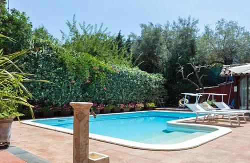 Ragalna Apartment | Homerez - Nice appartement for 6 ppl. with swimming-pool and garden at Ragalna