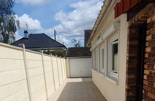 Goussainville House | Homerez - Nice house for 6 ppl. with garden and terrace at Goussainville