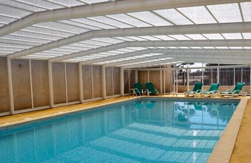 Calvisson House | Homerez - Nice house for 6 ppl. with shared pool and terrace at Calvisson