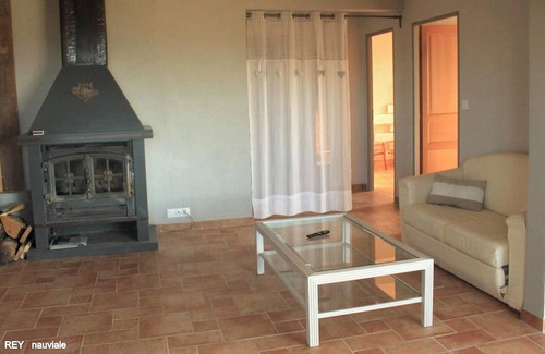 Nauviale House | Homerez - Nice house for 6 ppl. with shared pool, garden and terrace at Nauviale