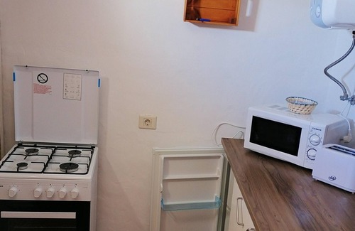 Tahiche Apartment | Homerez - Nice studio for 2 ppl. with swimming-pool and terrace at Tahiche