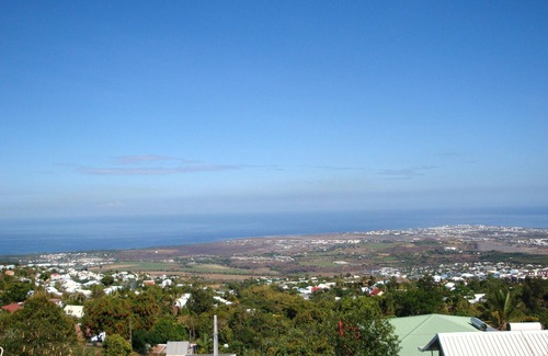 Bois de Nefles Apartment | Homerez - Nice studio for 4 ppl. with sea view, garden and terrace at Saint Paul