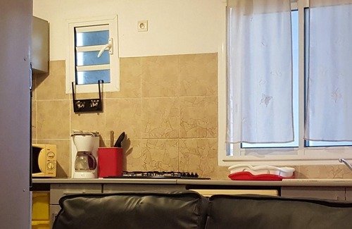 Bois de Nefles Apartment | Homerez - Nice studio for 4 ppl. with sea view, garden and terrace at Saint Paul