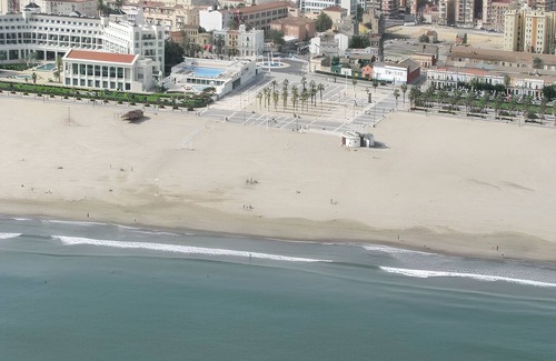 El Cabanyal Apartment | Homerez - Sea view apt, València.