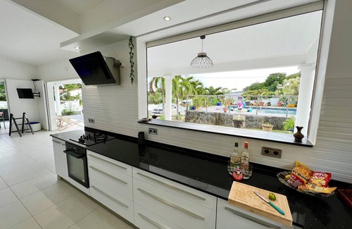 Le Diamant Villa | Homerez - Sea view villa in Le Diamant