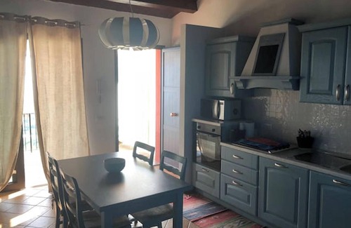 Cefalu Villa | Homerez - Seafront Villa in Cefalù with Private Jacuzzi