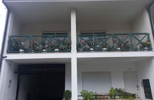 Oliveira do Castelo Apartment | Homerez - Spacious apartment with fireplace in Guimarães