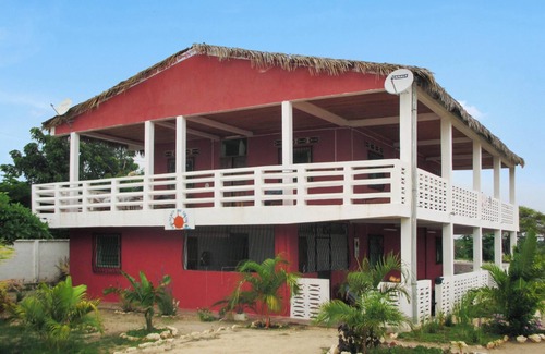 Mahajanga Apartment | Homerez - Spacious Apartment in Majunga, Terrace