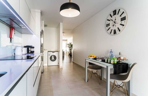 Fatima Apartment | Homerez - Spacious apartment in Fátima with included parking