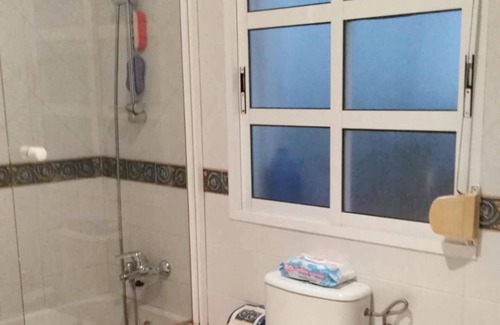 Este-Alcosa-Torreblanca Apartment | Homerez - Spacious appartement for 6 ppl. with jacuzzi at Sevilla