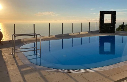 Faja da Ovelha Villa | Homerez - Spacious villa 4 km away from the beach for 6 ppl. with swimming-pool