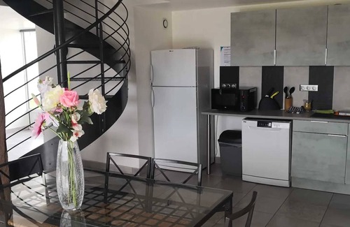 Jaunay-Marigny Villa | Homerez - Spacious villa near Poitiers with private pool