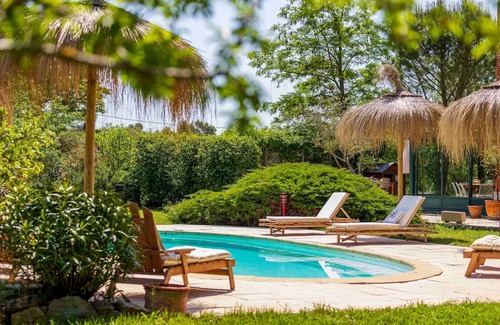 Ponteves Villa | Homerez - Spacious Villa in Pontevès with Private Pool.