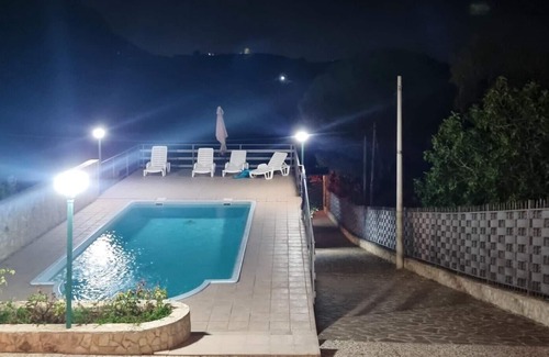 Caccamo Villa | Homerez - Spacious villa 9 km away from the beach for 7 ppl. with swimming-pool