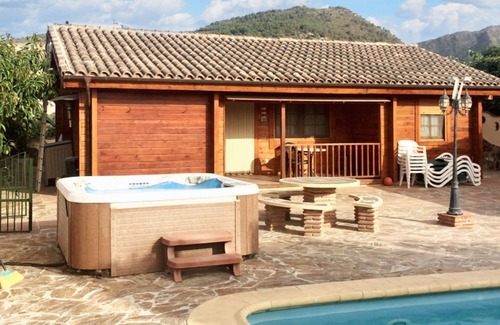 Coin Villa | Homerez - Spacious villa with pool in Coín: 300 m²