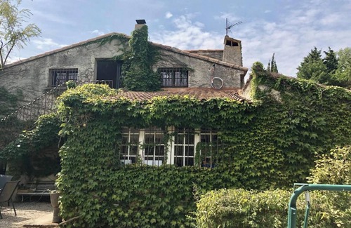 Saze Villa | Homerez - Spacious Villa with Pool in Saze