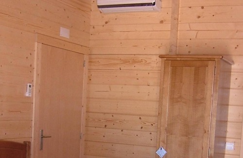 Aguda Apartment | Homerez - Studio 6 km away from the beach for 2 ppl. with shared pool and garden