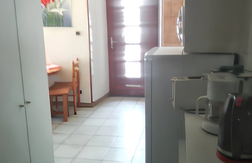 Luz-Saint-Sauveur Apartment | Homerez - Studio Luz-Saint-Sauveur, terrace