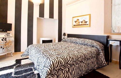 Piazza Apartment | Homerez - Studio 15 km away from the slopes for 2 ppl. with balcony at Piazza