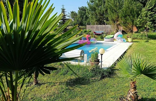 Chateau-la-Valliere Villa | Homerez - Villa in Château-la-Vallière.