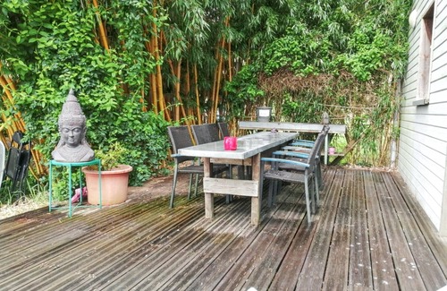 Chateau-la-Valliere Villa | Homerez - Villa in Château-la-Vallière.