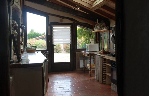 Pontonx-sur-l'Adour Villa | Homerez - Villa for 8 ppl. with shared pool and terrace at Pontonx-sur-l'Adour