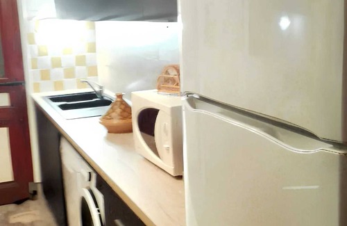 Saint-Paul-de-Varax Villa | Homerez - Villa in Saint-Paul-de-Varax