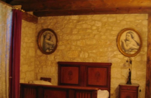 Flaugnac Villa | Homerez - Villa for 17 ppl. with swimming-pool and garden at Saint Paul Flaugnac