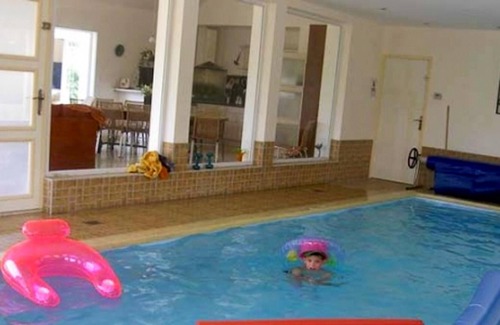 Saint-Nic Villa | Homerez - Villa for 12 ppl. with swimming-pool, jacuzzi and garden at Saint-Nic