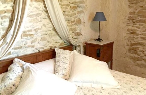Piolenc Villa | Homerez - Villa for 21 ppl. with swimming-pool, garden and terrace at Piolenc