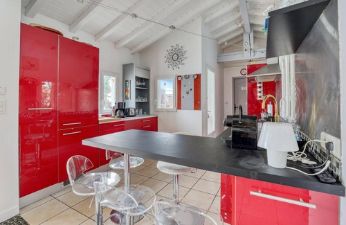 Bidart Villa | Homerez - Villa in Bidart with Pool