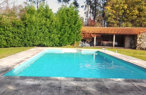 Vila Nova de Cerveira Villa | Homerez - Villa in Mentrestido