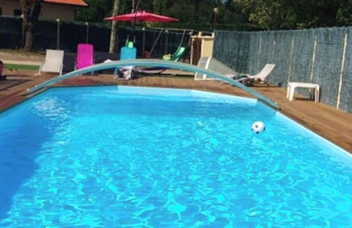 Escource Villa | Homerez - Villa in scenic Escource with private pool