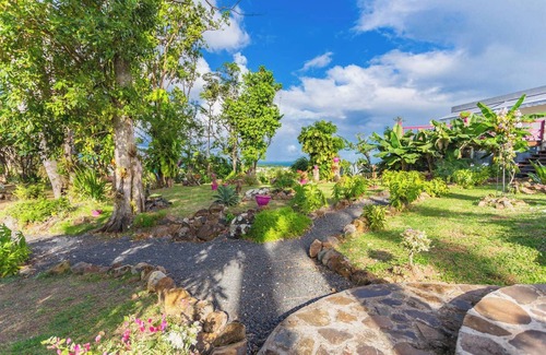 Sainte-Rose Villa | Homerez - Villa with pool and sea view - Sainte Rose