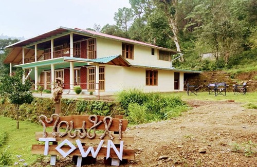 Jeolikote House | Homestay and resort